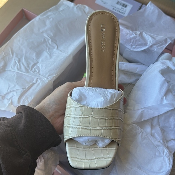 Lisa Vicky Adore Ecru Cream Faux Crocodile Snake Platform Wedges 11 - Picture 4 of 6